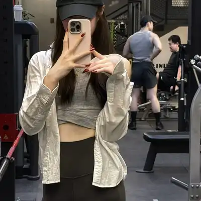 李强